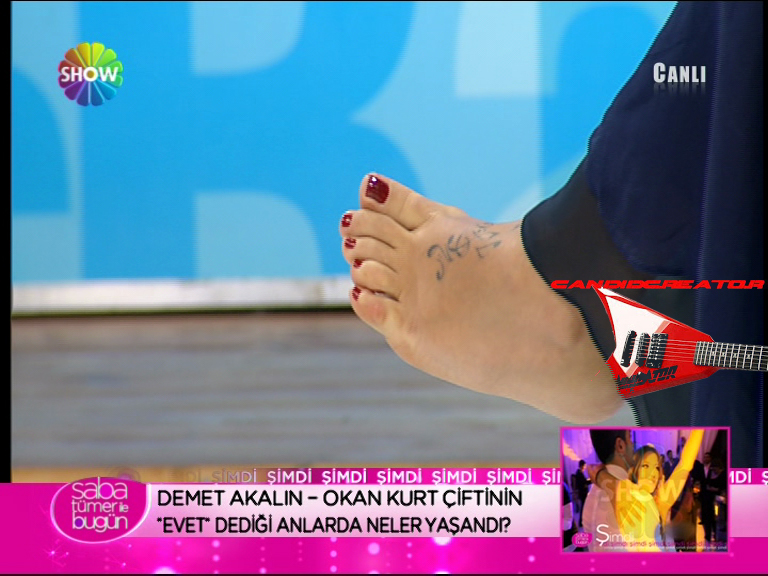 Demet Akalin Feet