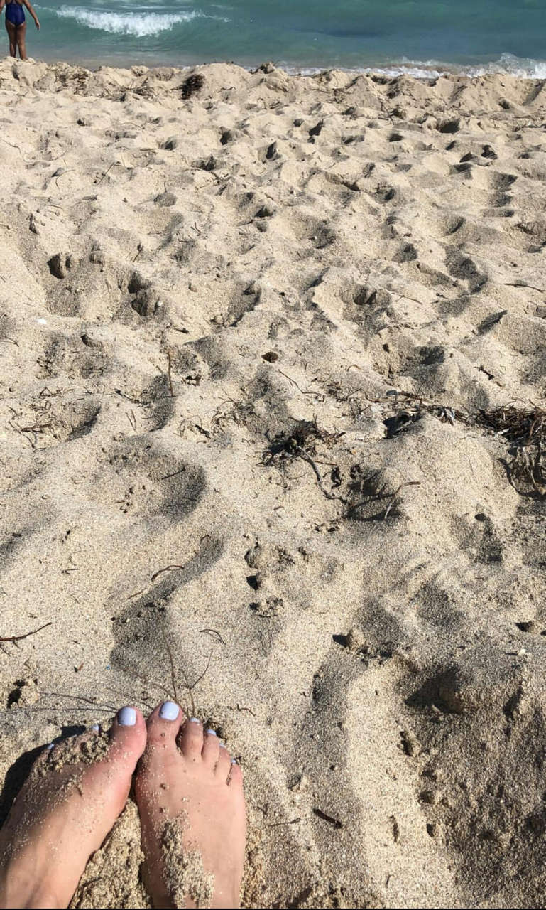 Carolina Sandoval Feet