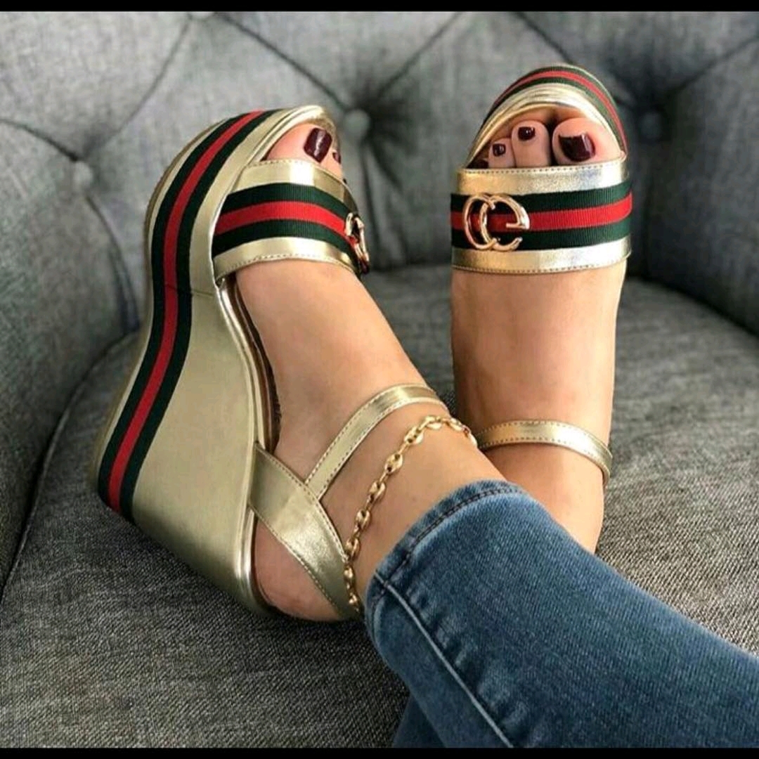 Carolina Sandoval Feet