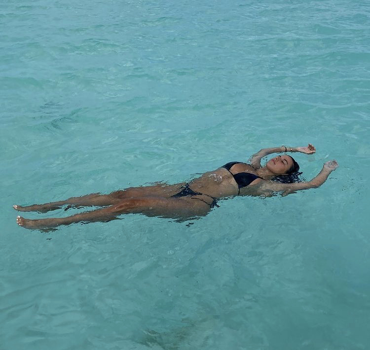 Victoria Villarroel Feet