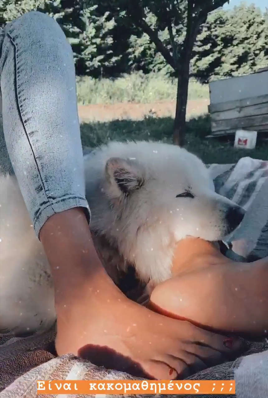 Tonia Skourtanioti Feet