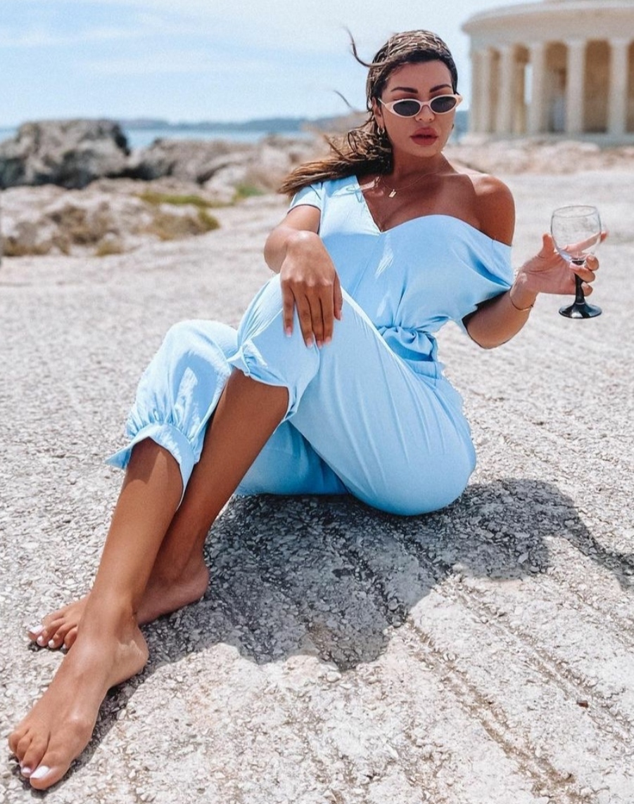 Tonia Skourtanioti Feet