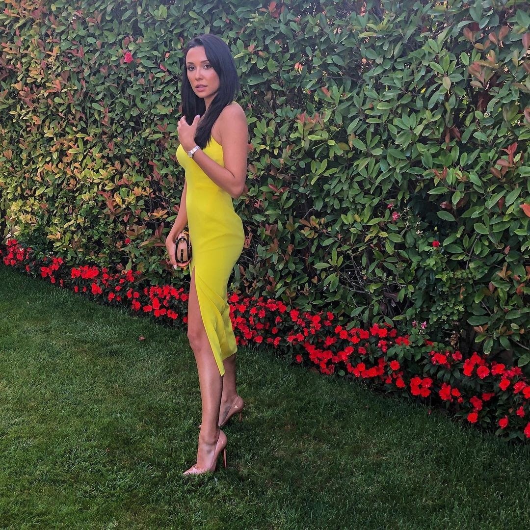 Emily Anila Shah Feet