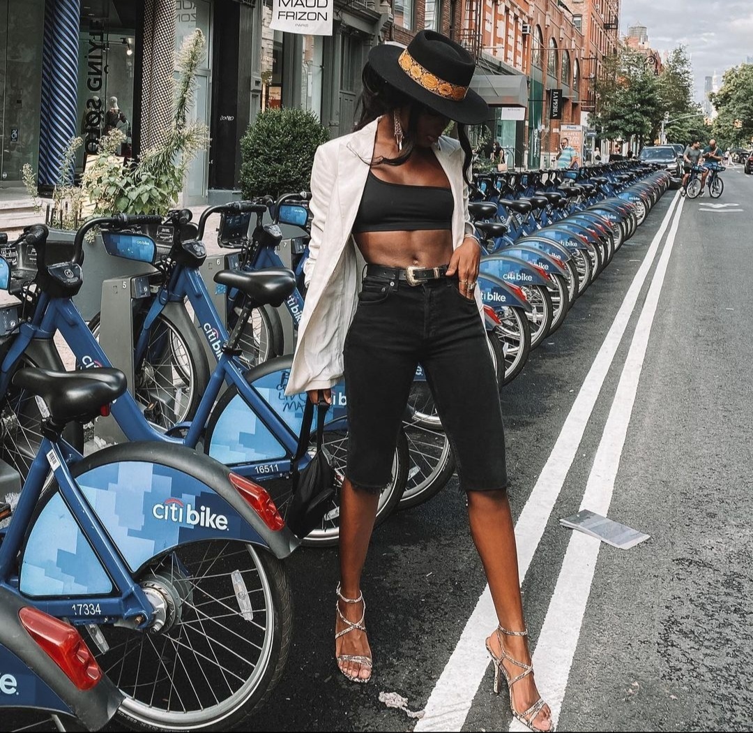 Melinda Melrose Feet