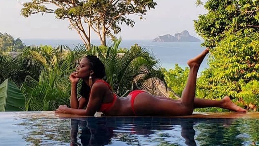 Melinda Melrose Feet