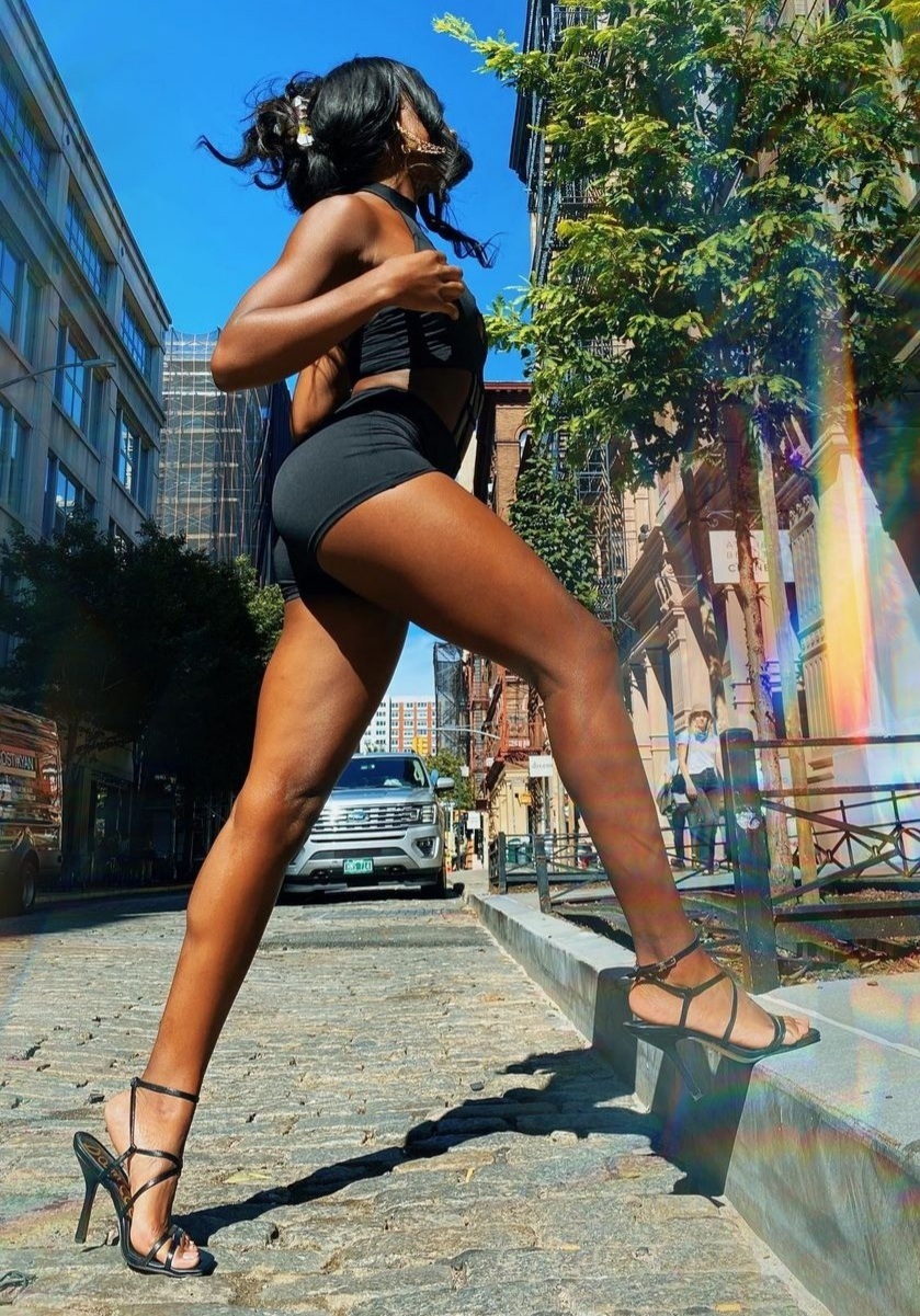 Melinda Melrose Feet