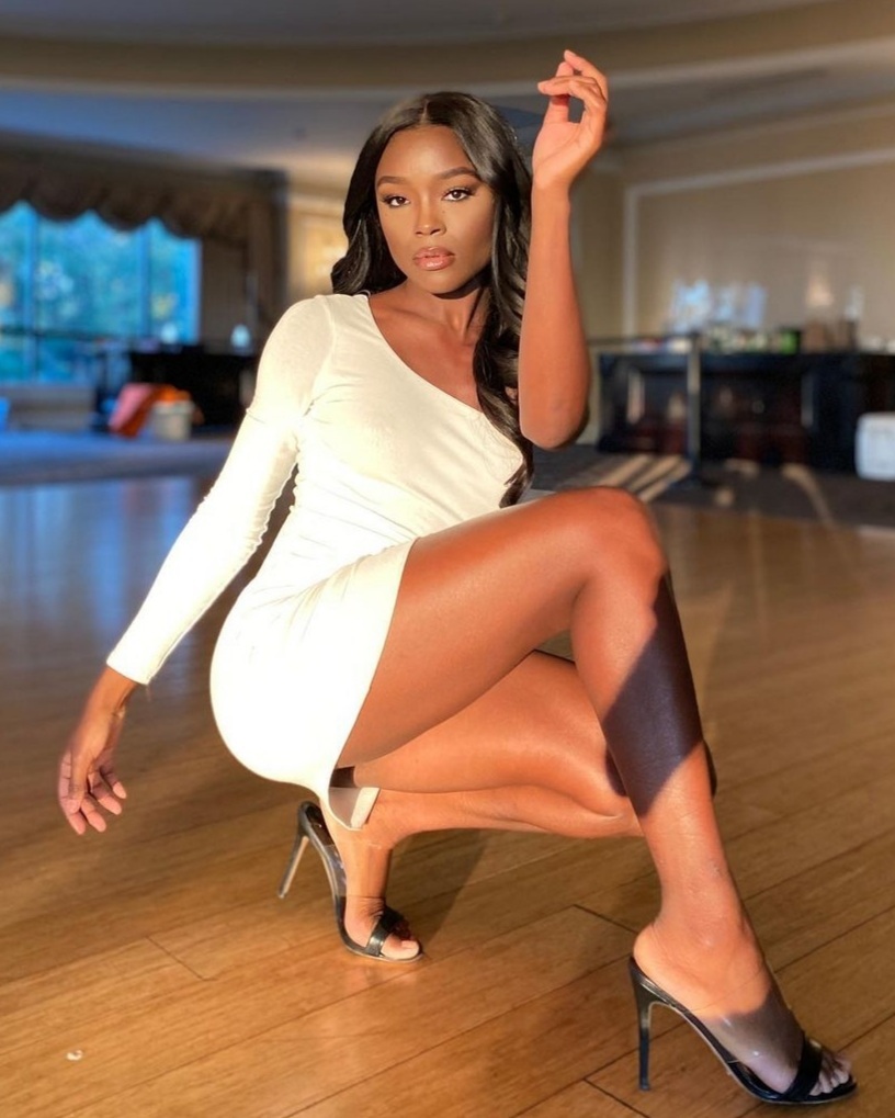 Melinda Melrose Feet