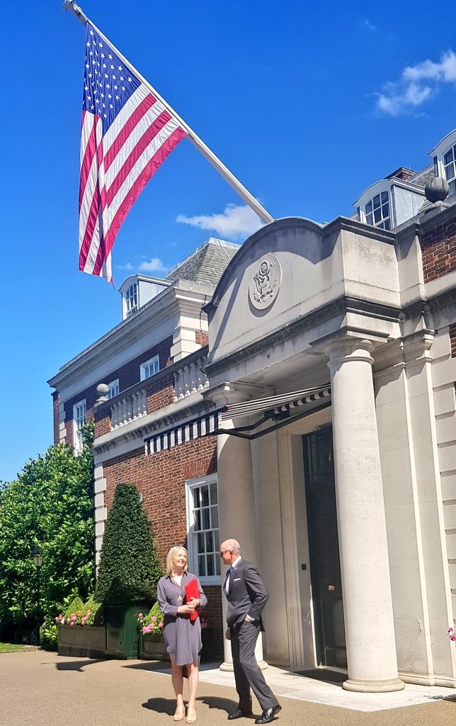 Elizabeth Truss Feet