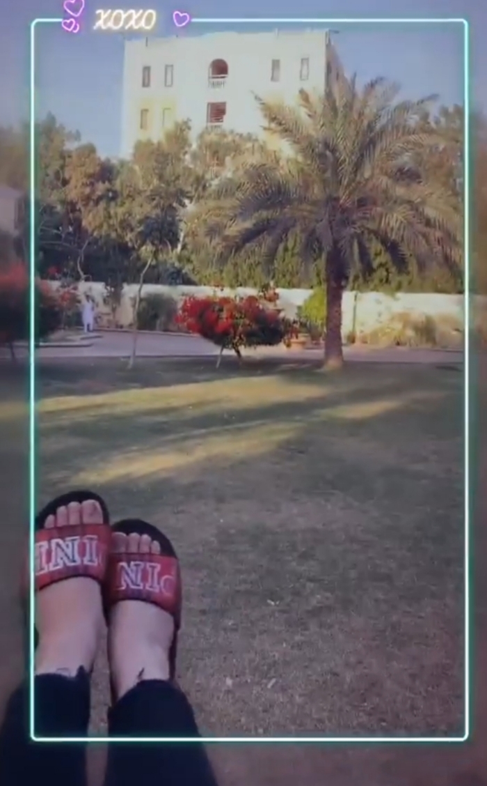Minal Khan Feet
