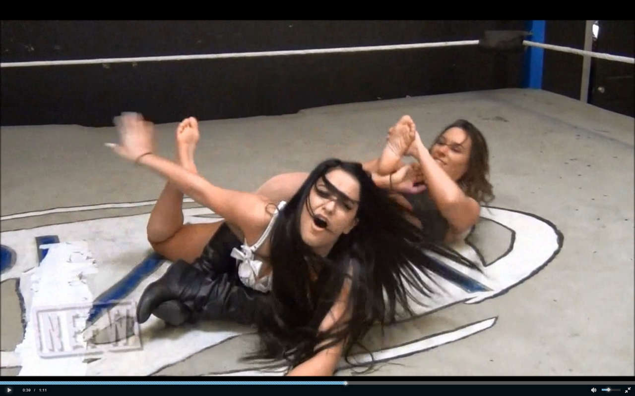 Nhooph Al Areebi Feet