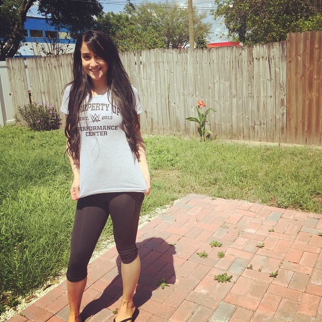 Nhooph Al Areebi Feet