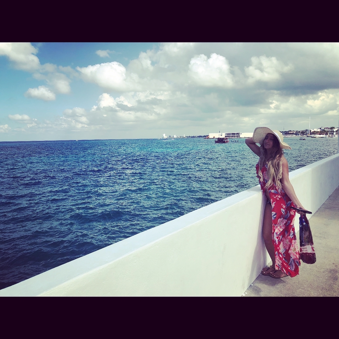 Nhooph Al Areebi Feet