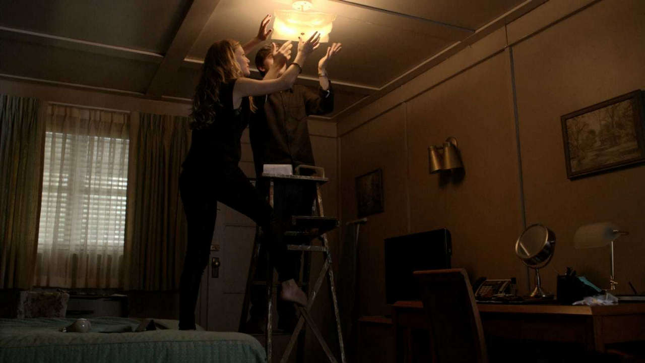 Tracy Spiridakos Feet