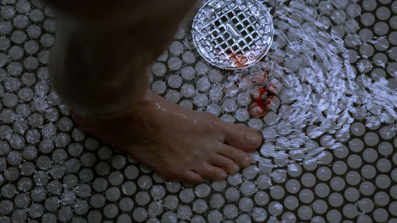 Tracy Spiridakos Feet