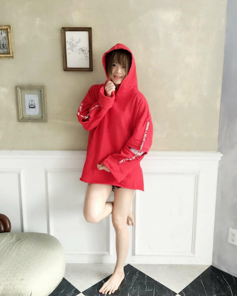 Mayu Iwatani Feet (63 photos)