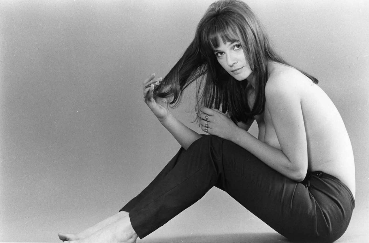 Laura Antonelli Feet