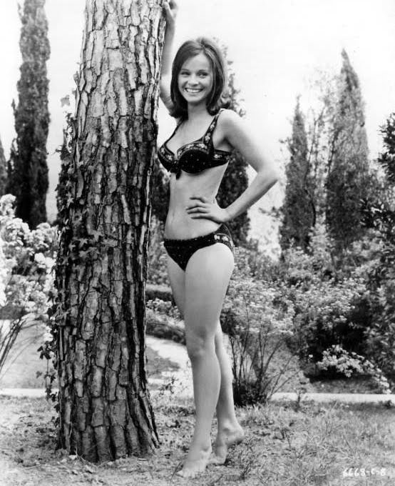 Laura Antonelli Feet