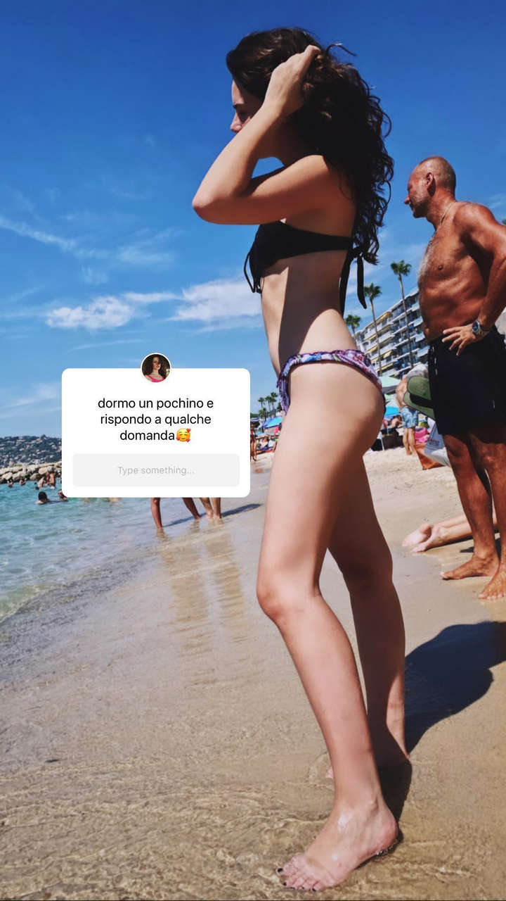 Eleonora Gaggero Feet