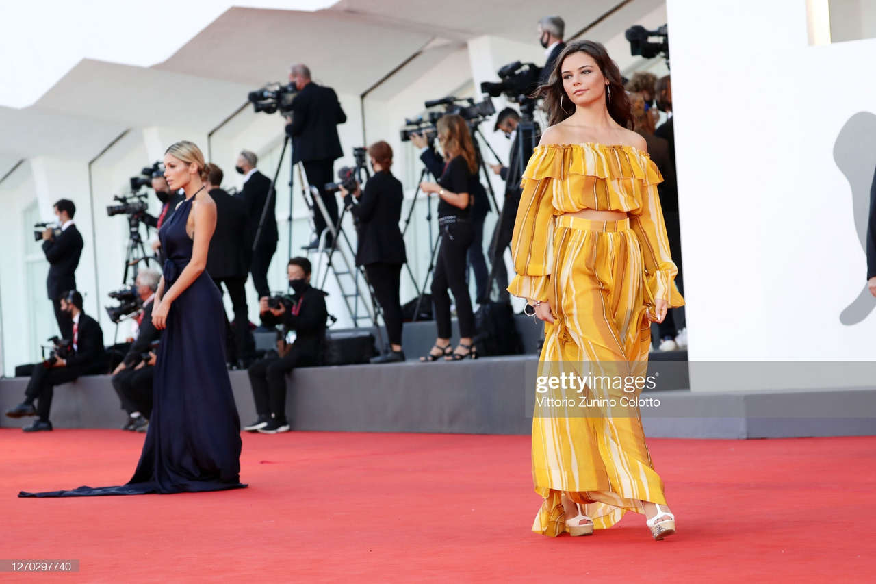 Eleonora Gaggero Feet