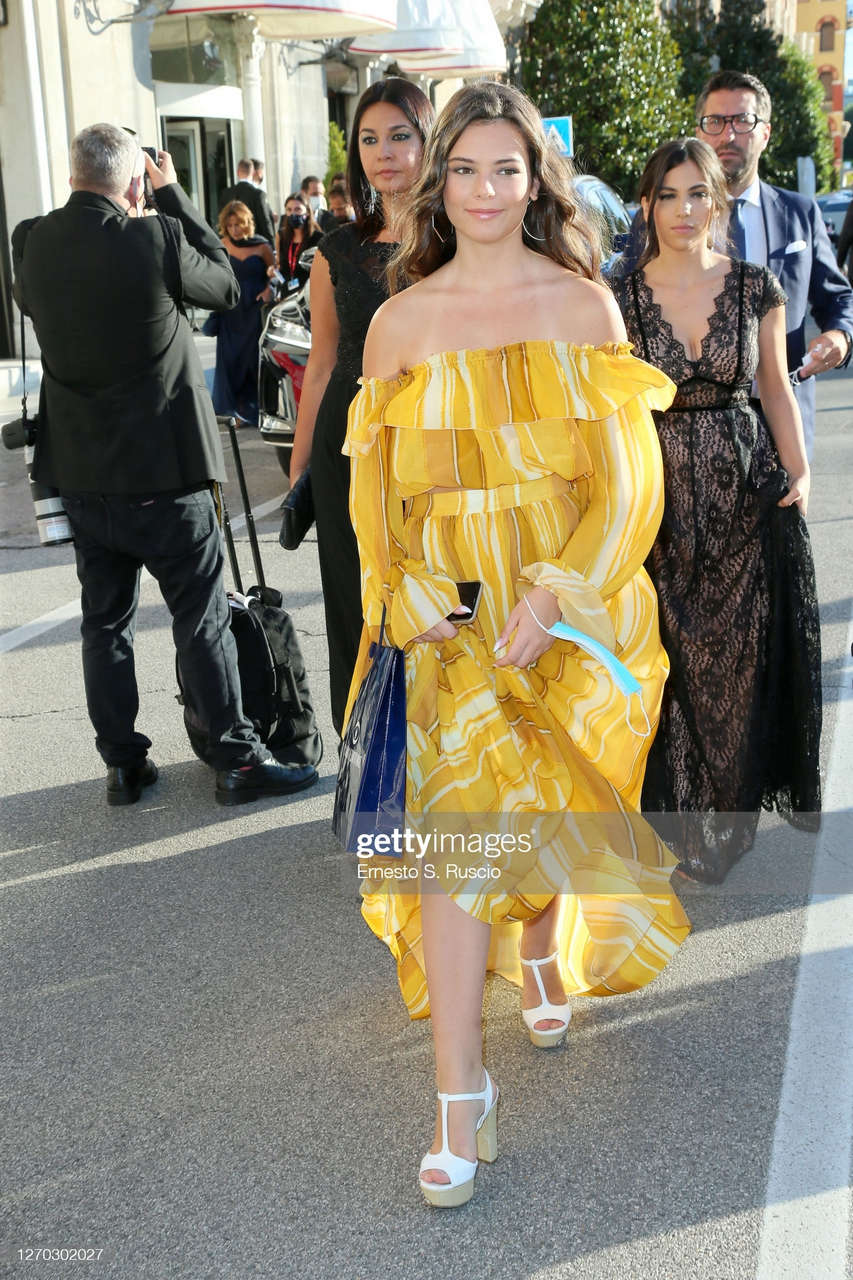 Eleonora Gaggero Feet