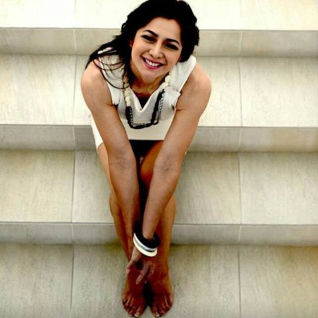 Alice Dixson Feet