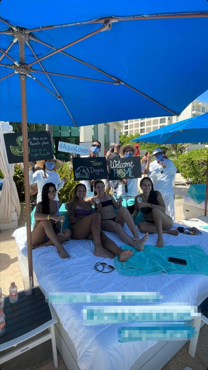 Deyna Castellanos Feet