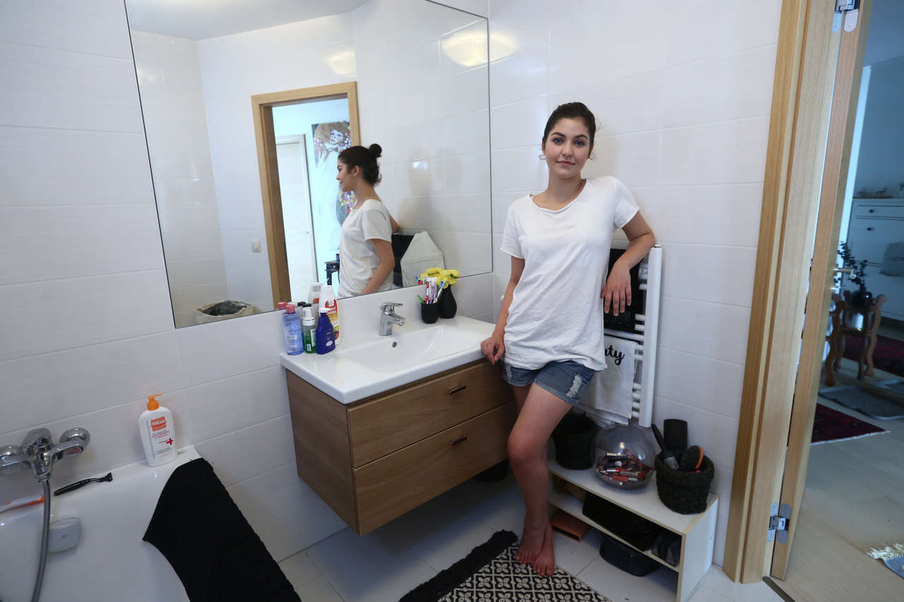 Celeste Buckingham Feet