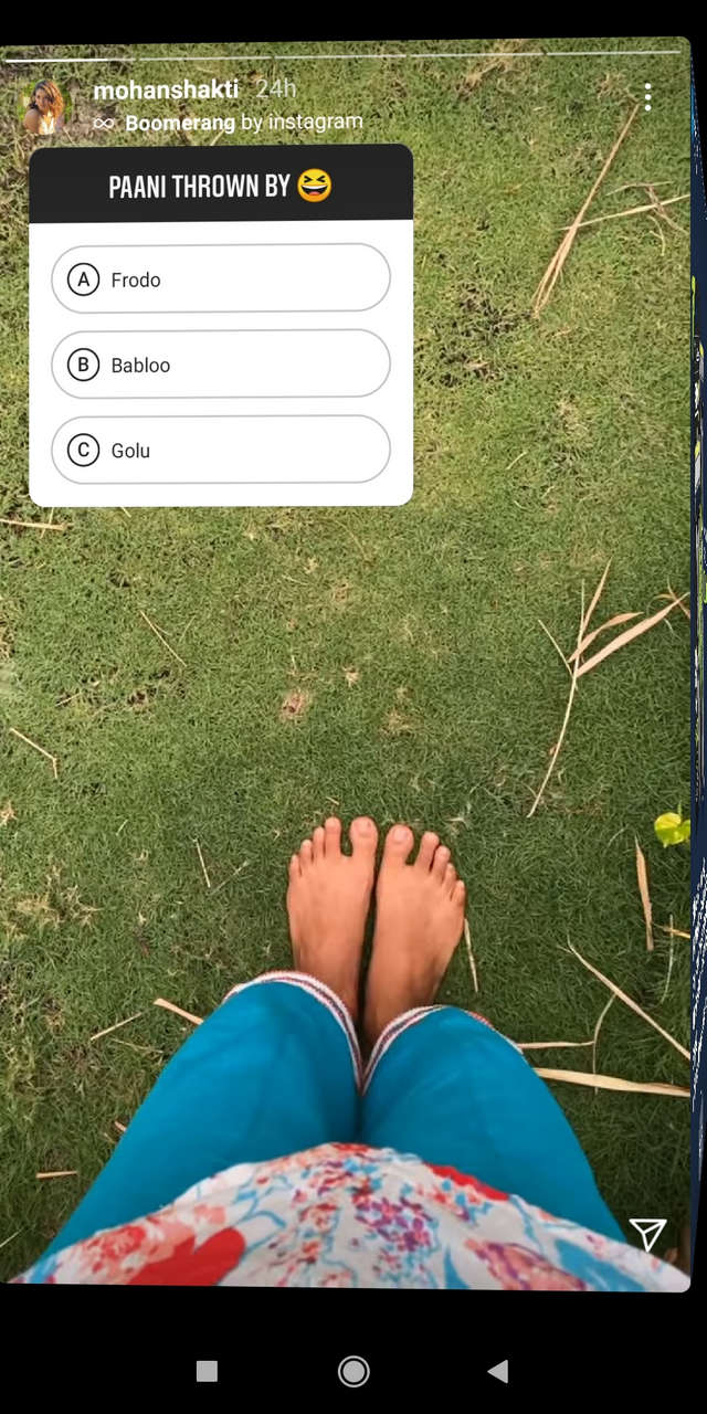 Shakti Mohan Feet