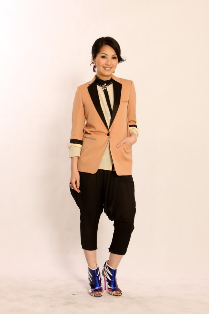 Miriam Chin Wah Yeung Feet