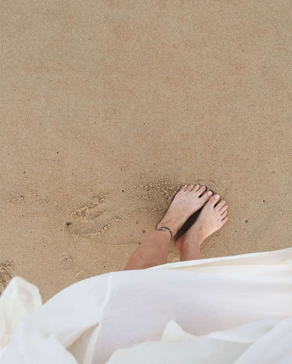 Julia Konrad Viezzer Feet