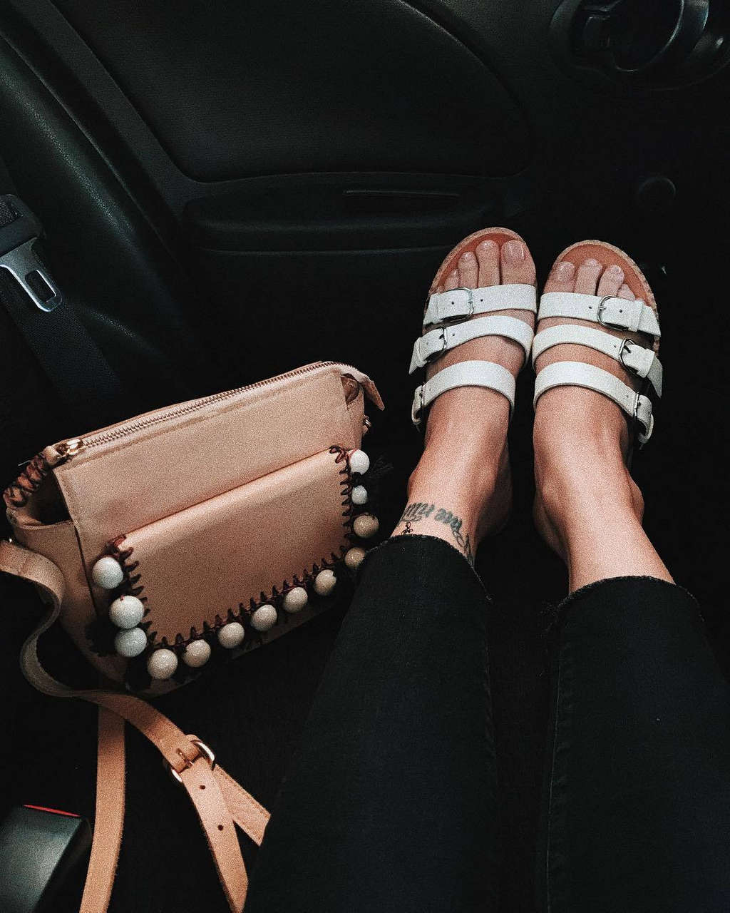 Julia Konrad Viezzer Feet