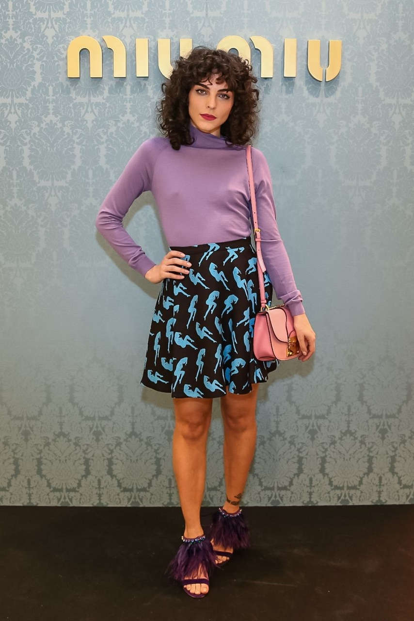 Julia Konrad Viezzer Feet