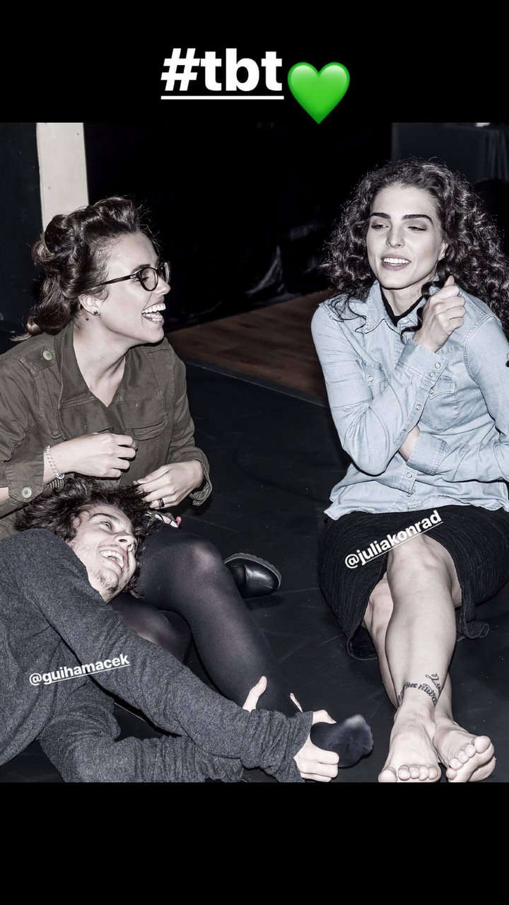 Julia Konrad Viezzer Feet