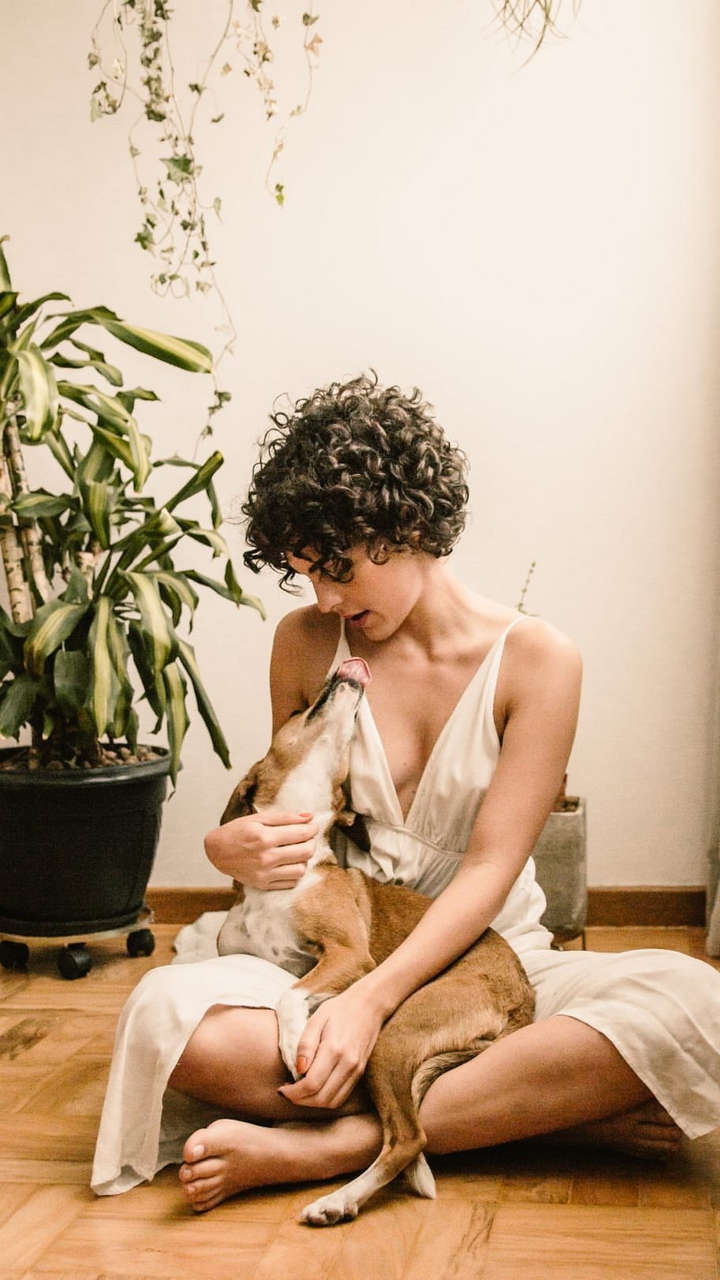 Julia Konrad Viezzer Feet