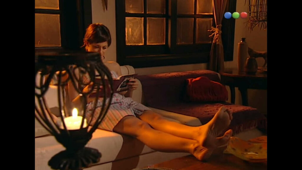 Monica Antonopulos Feet (66 images)