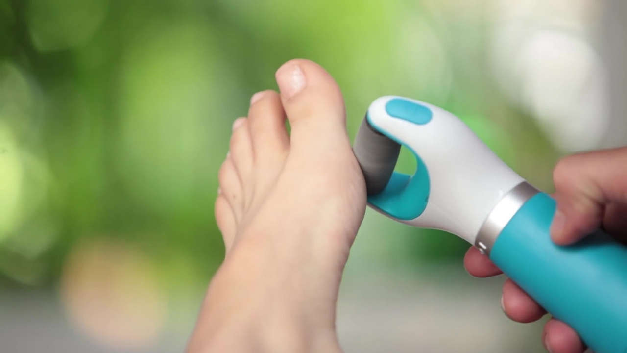 Monica Antonopulos Feet