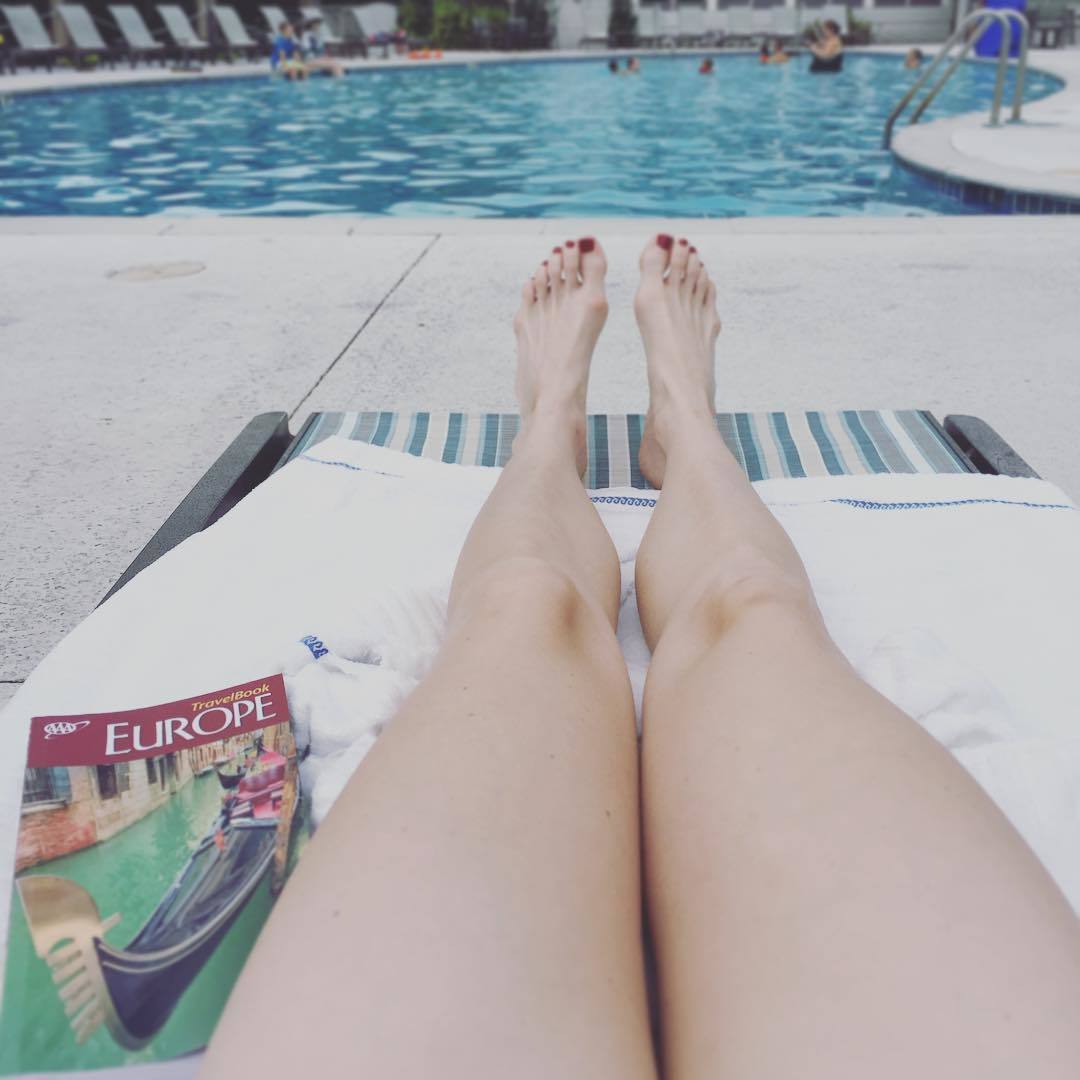 Laura Pleasants Feet