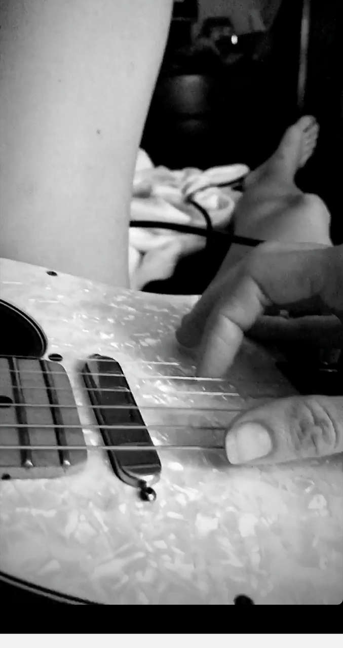 Laura Pleasants Feet