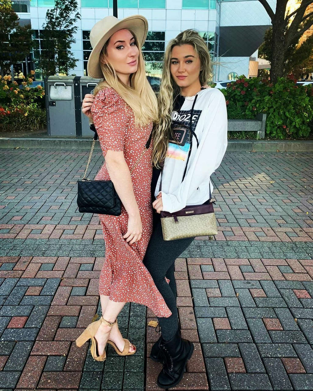 Robyn Adele Anderson Feet