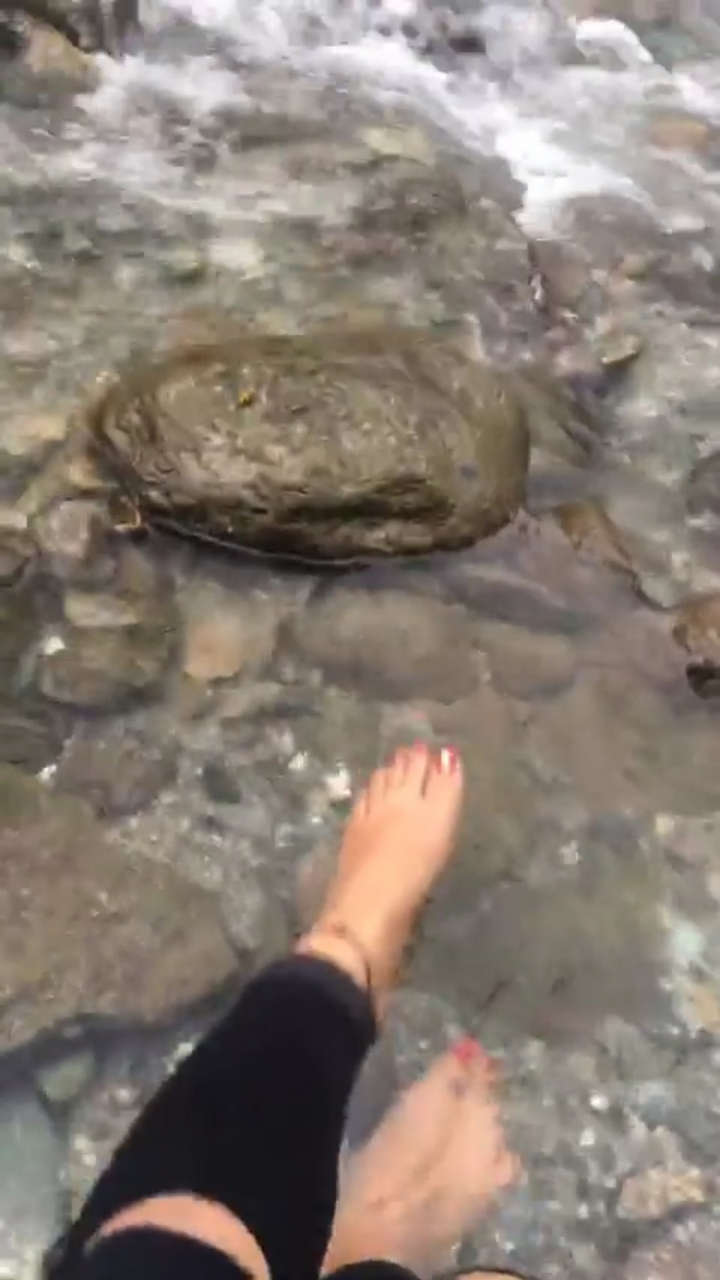 Mimi Chakraborty Feet