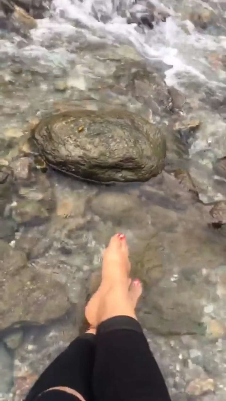 Mimi Chakraborty Feet