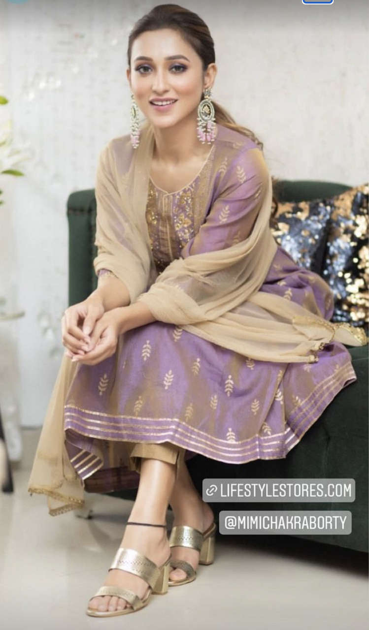 Mimi Chakraborty Feet