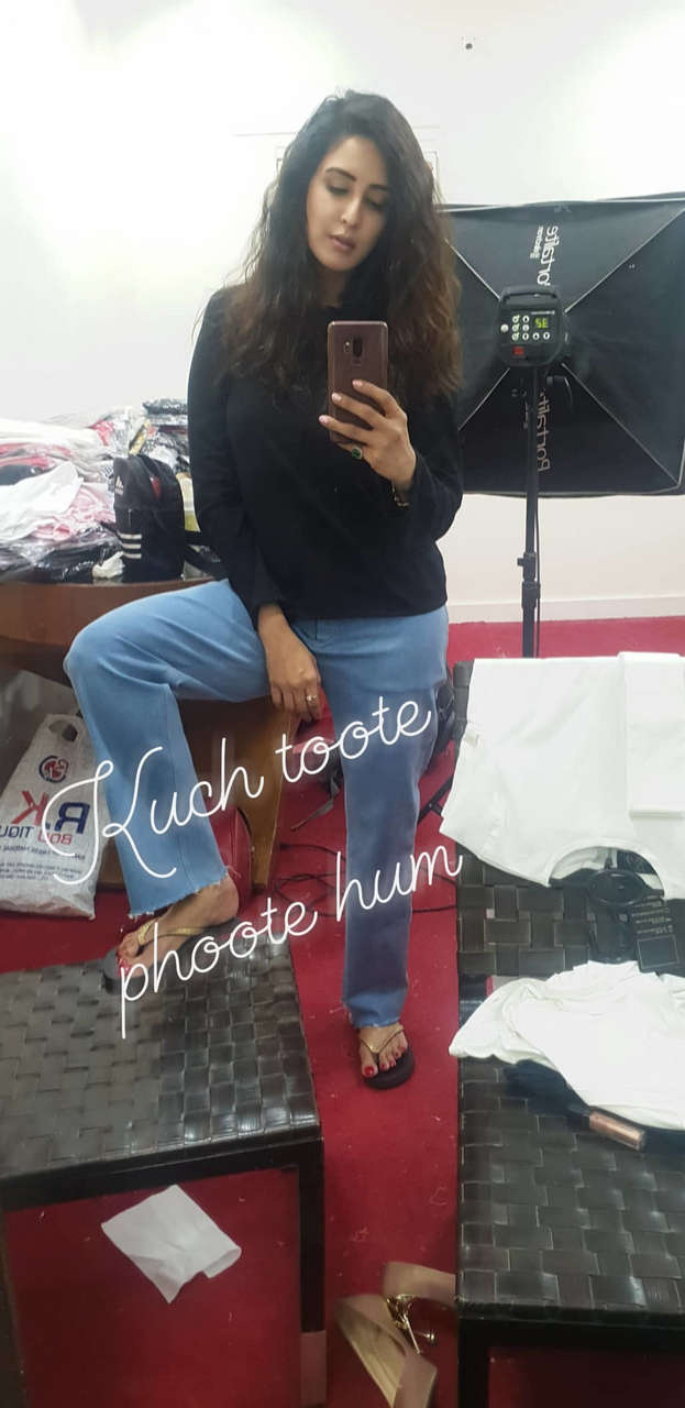 Chahat Khanna Feet