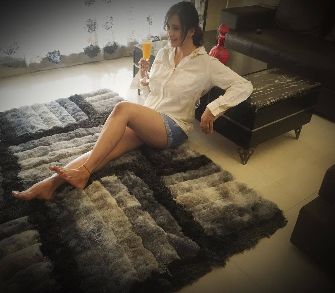 Chahat Khanna Feet