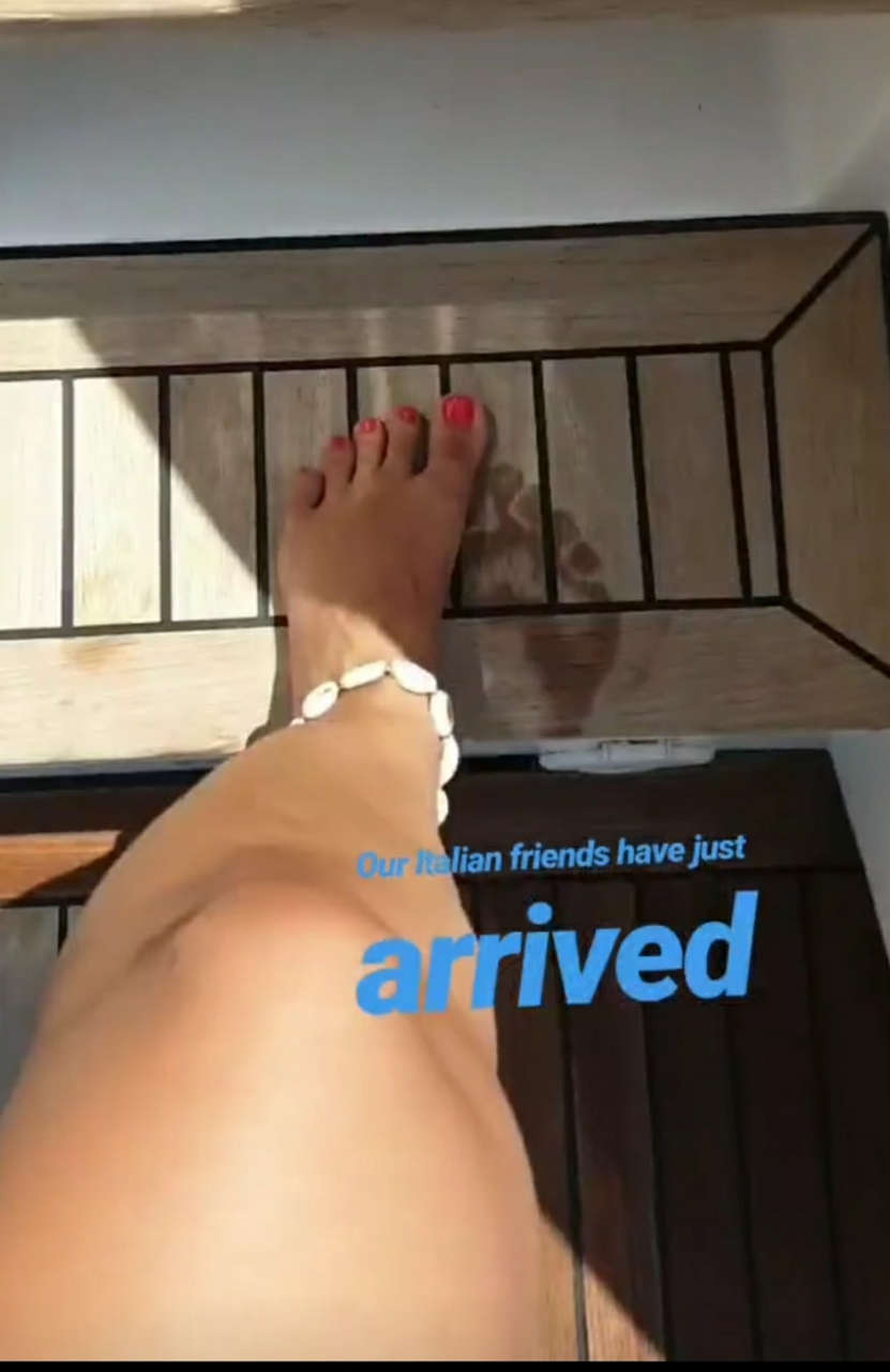Katerina Papakostopoulou Feet