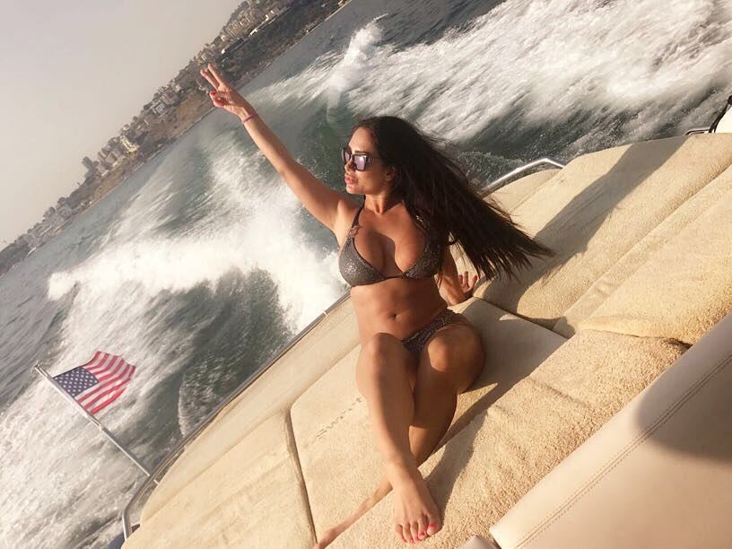 Elissar Abu Murad Feet