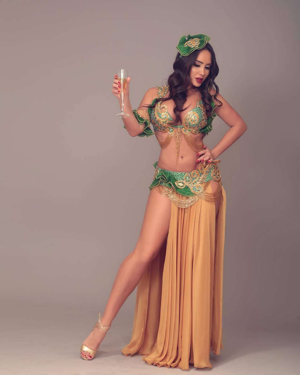 Elissar Abu Murad Feet