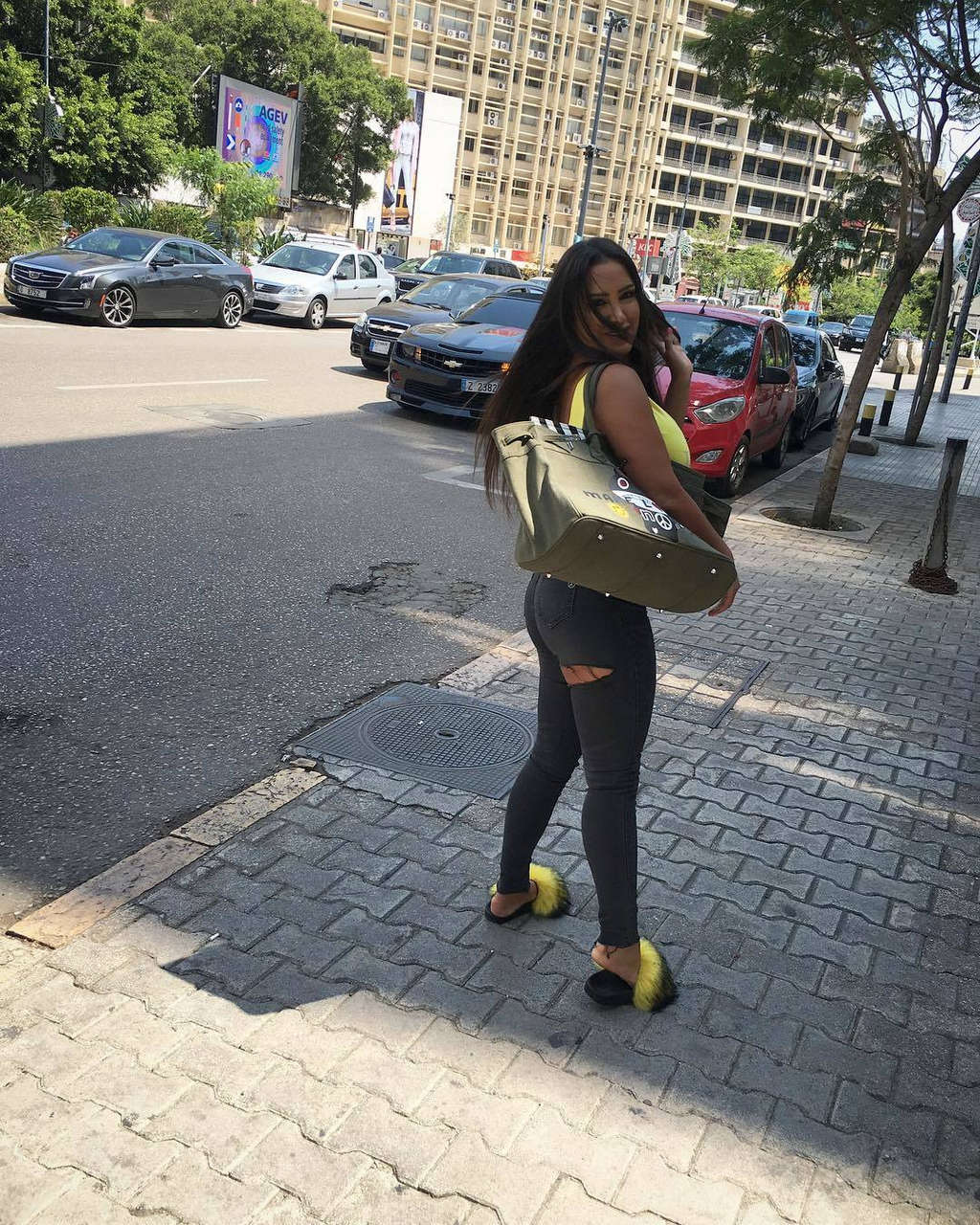 Elissar Abu Murad Feet