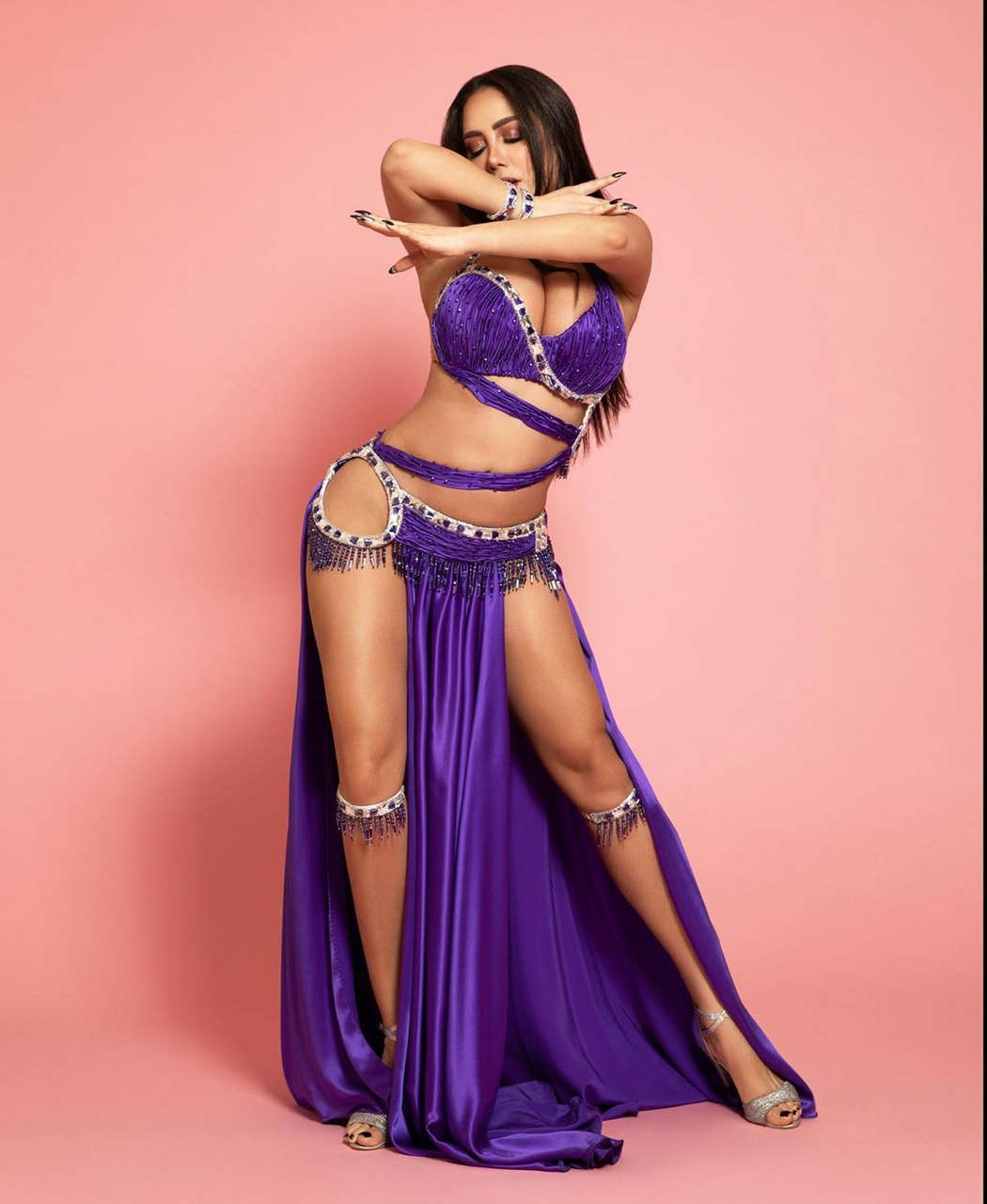 Elissar Abu Murad Feet