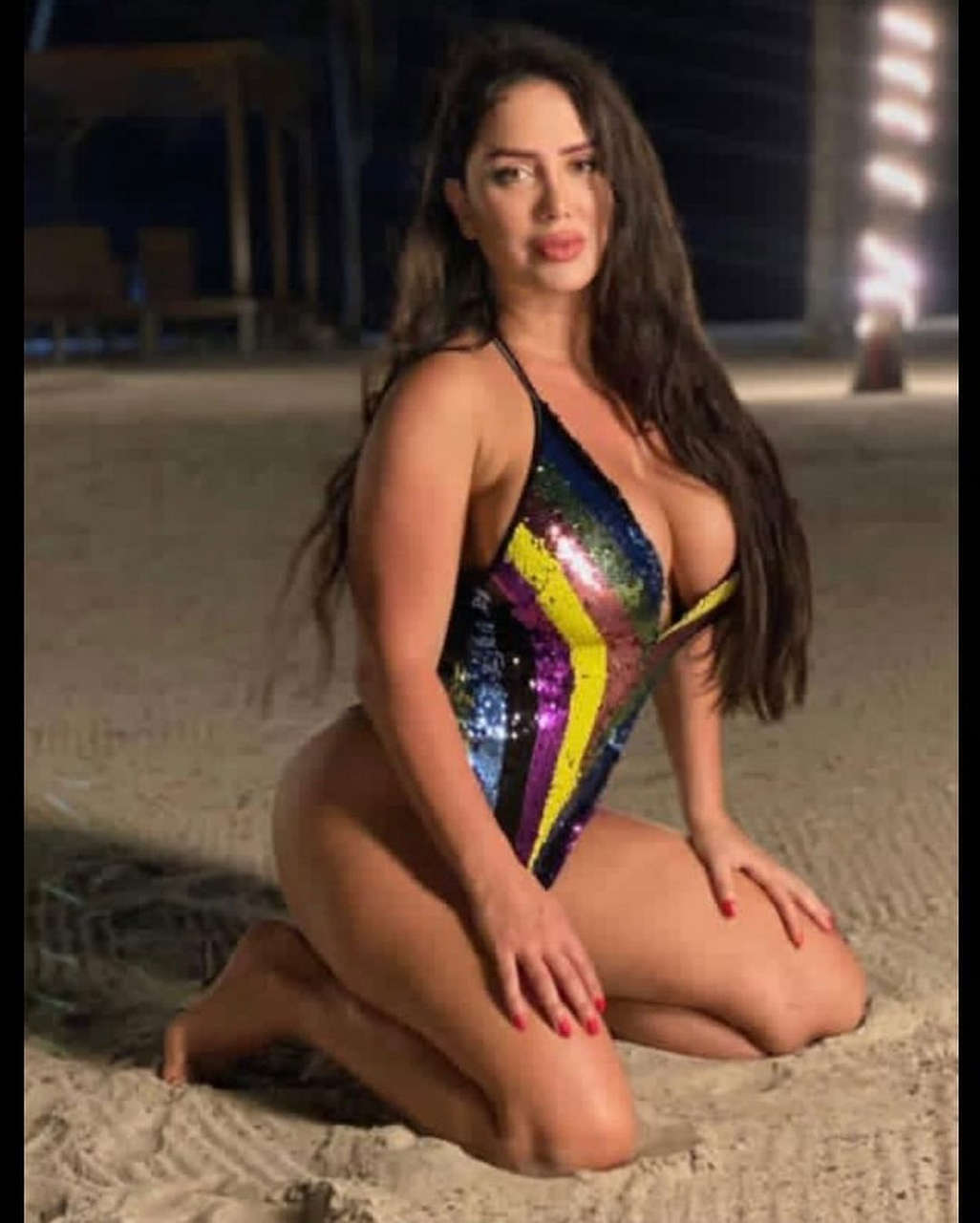 Elissar Abu Murad Feet